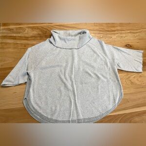 Aventura Turtleneck 1/2 Sleeve Sweater